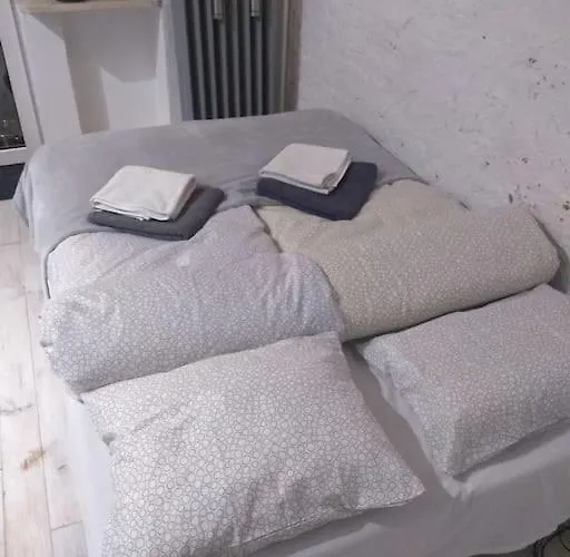Quiet Central Apartment